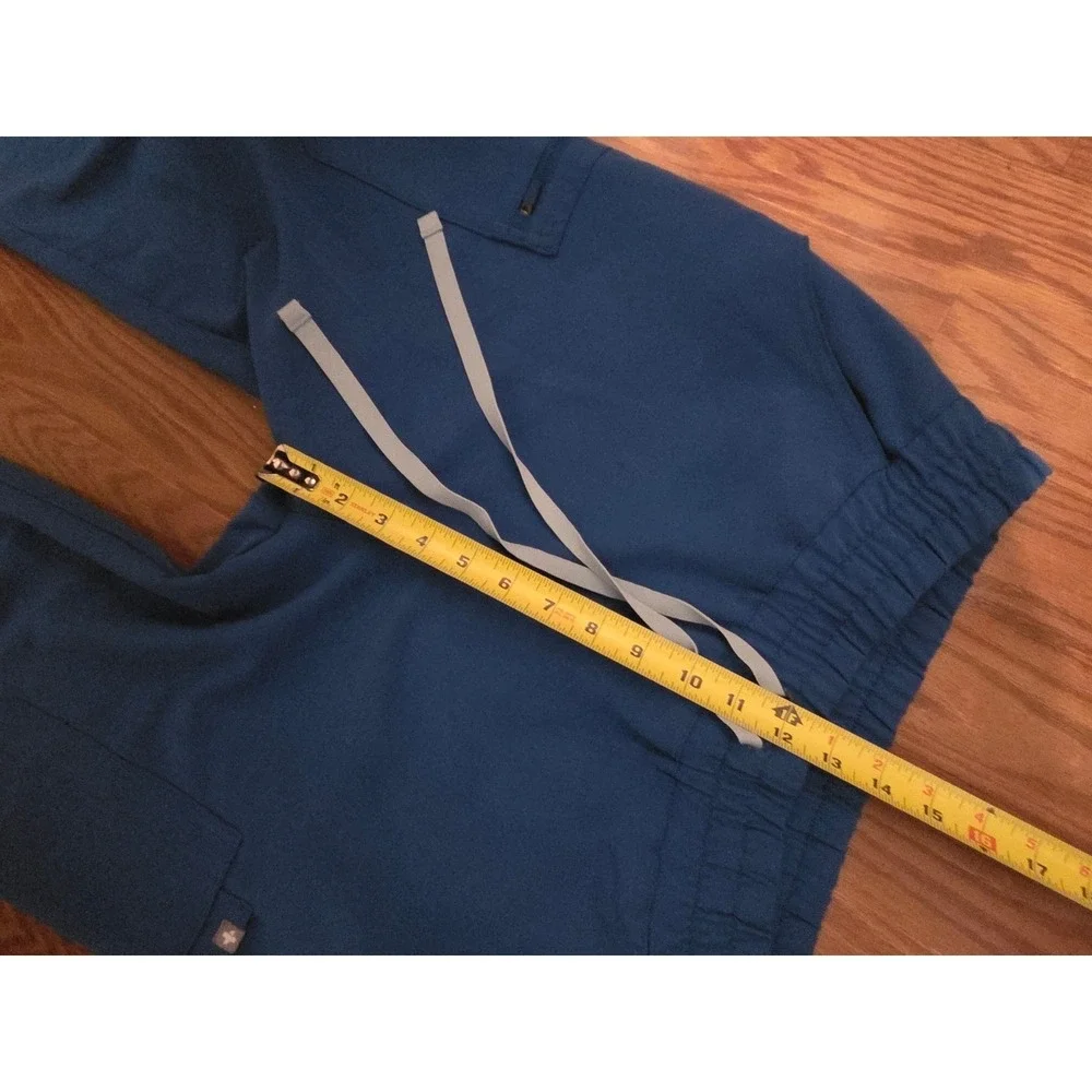 FIGS Technical Collection Blue Cargo Scrub‎ Pants Women's M/T